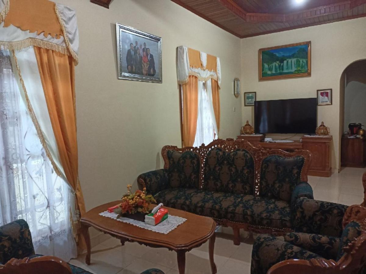 Fermana Homestay Painan Eksteriør bilde